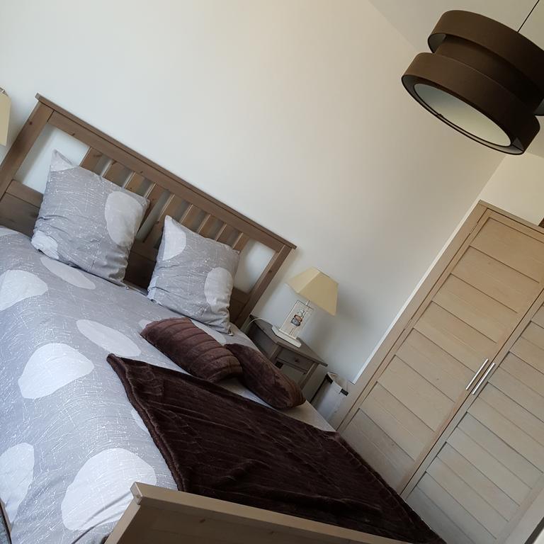 Hotel Le 6 3 Home Port En Bessin Exterior photo